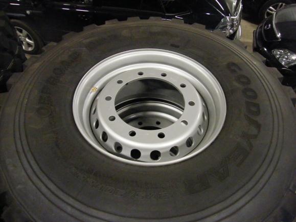 Спецавтолэнд - Шины и диски – Good Year 375/90 R22,5 внедорожные шины 